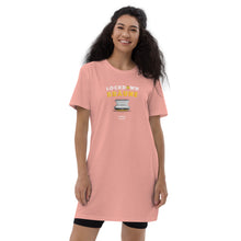 Lade das Bild in den Galerie-Viewer, &#39;&#39;LOCKDOWN BRÄUNE&#39;&#39; BIO 100% Shirtkleid Damen
