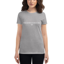 Lade das Bild in den Galerie-Viewer, &#39;&#39;KOMM INS CAFE&#39;&#39; Damen Shirt
